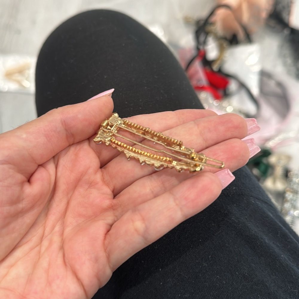 5 Crystal Rhinestone Hair Clips - Picture 5 of 5